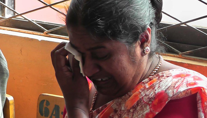 "විදුහල්පතිනිය දන ගැස්සවීම" : මානව හිමිකම් කොමිසමේ  විමර්ශන වාර්තාව කෝ ?  