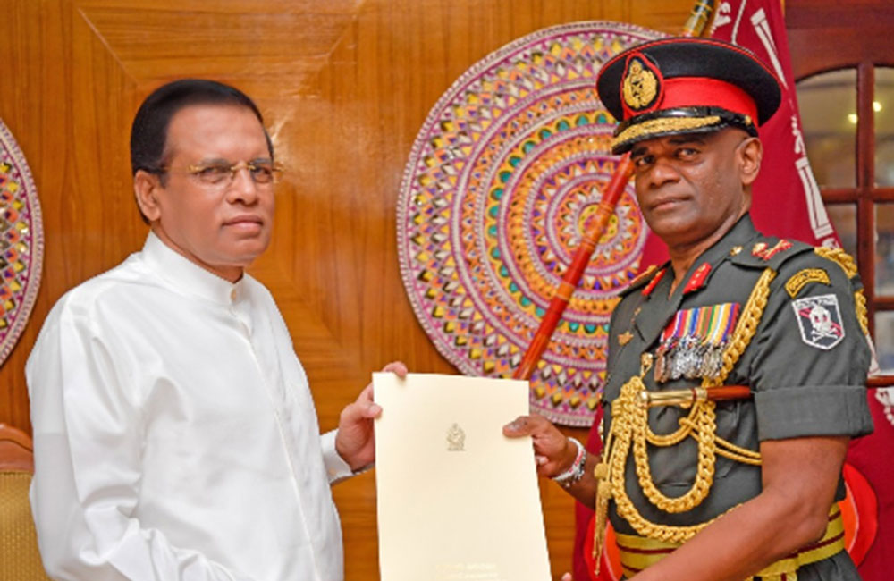 යුධ හමුදාපතිට වසරක සේවා දිගුවක් !