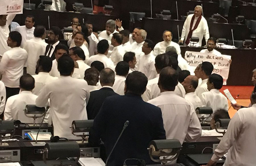 දිගටම පාර්ලිමේන්තුව අවුල් කිරීමේ සැලැස්මක් - බුද්ධි අංශ