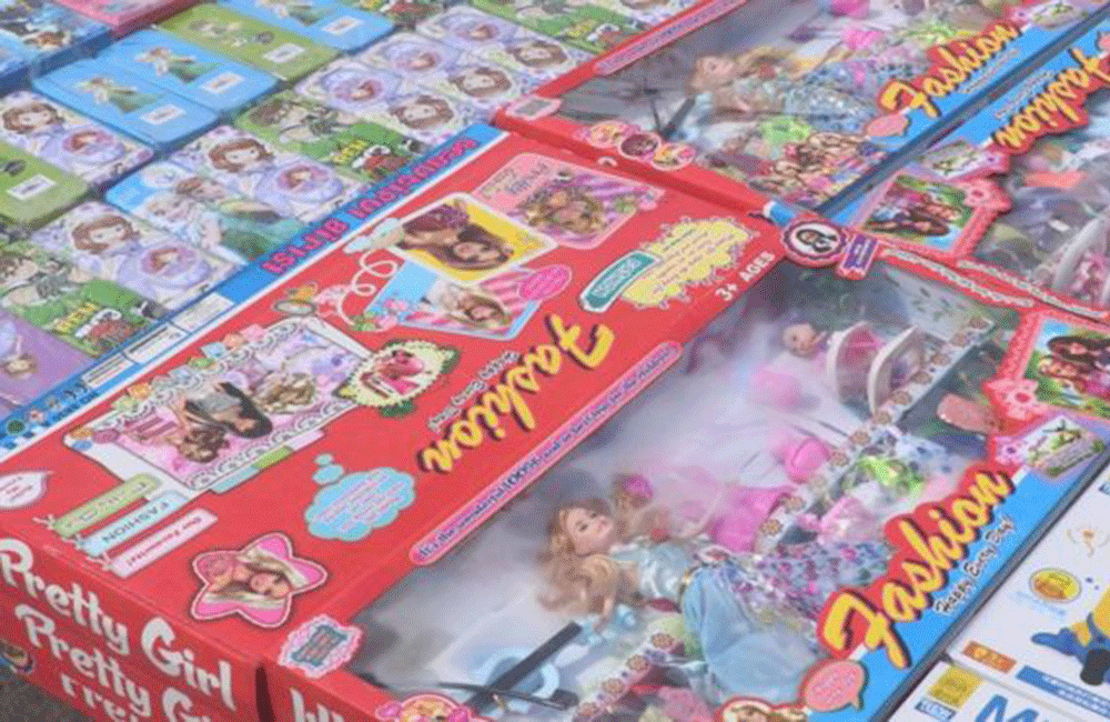 රේගුව විනාශ කළේ 'විෂ සහිත භාණ්ඩ'