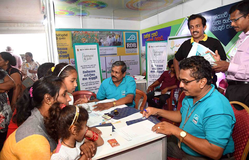 ව්‍යවසායකත්ව අපේක්ෂා 5000ක් මොණරාගල දී මල්ඵල ගැන්වෙයි !