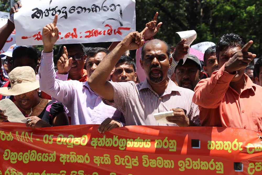 සංවර්ධන නිලධාරී  ඉල්ලීම්වලට රජයෙන් යහපත් ප්‍රතිචාරයක් !