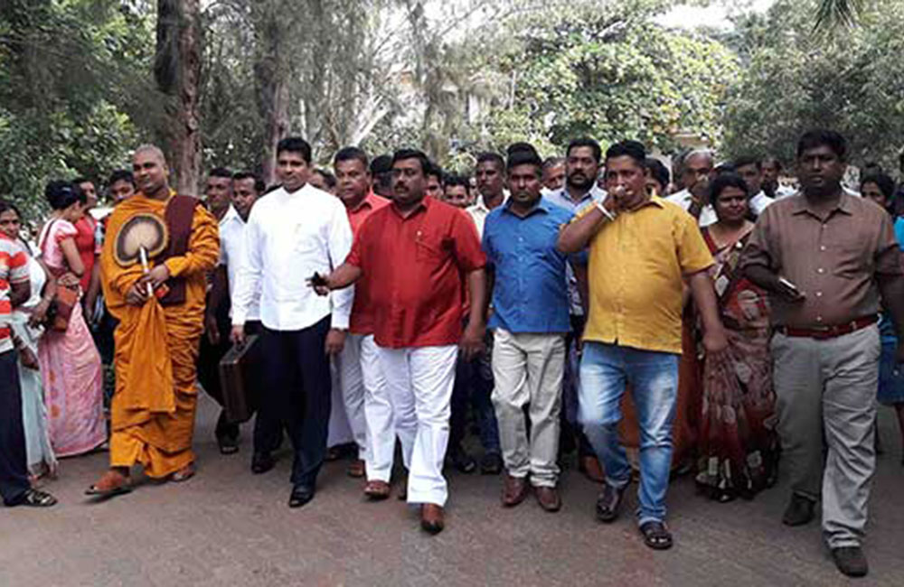 පුංචි ජන්දයේ පළමු නාමයෝජනාව පොහොට්ටුවෙන් ගල්නෑවට