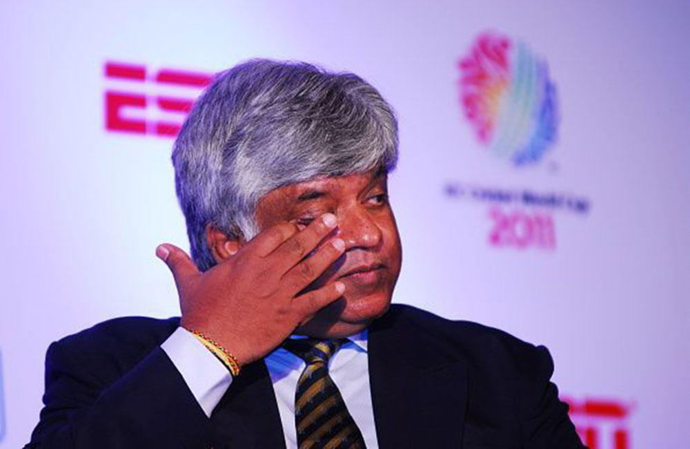 අර්ජුන තරග පවා දුන්නාද? ඈශ්ලිගෙන් සැර ටොක්කක්