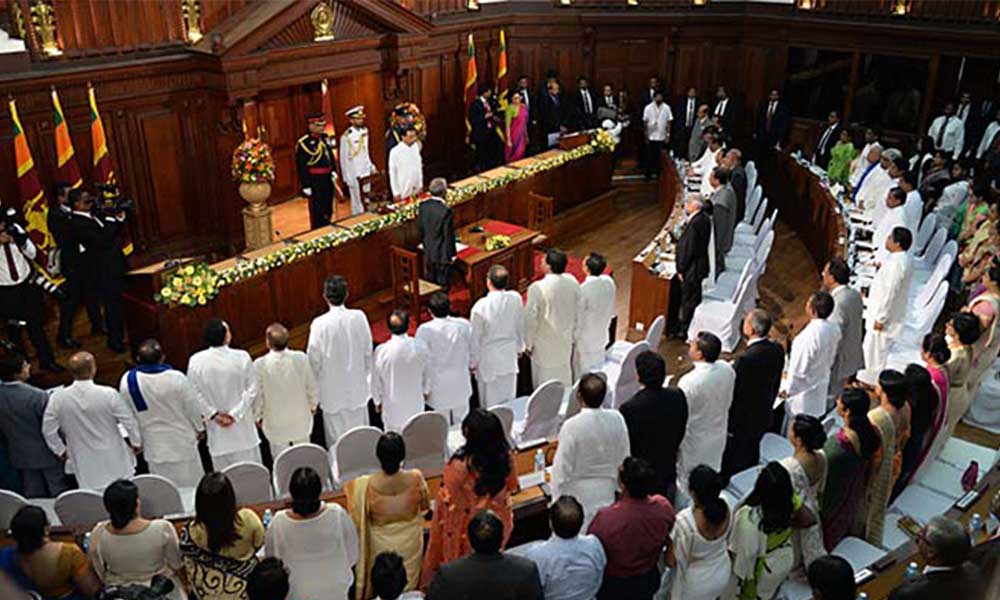 විද්‍යාත්මක අමාත්‍ය මණ්ඩලයට : එජාපයෙන් කචල් එකක් !