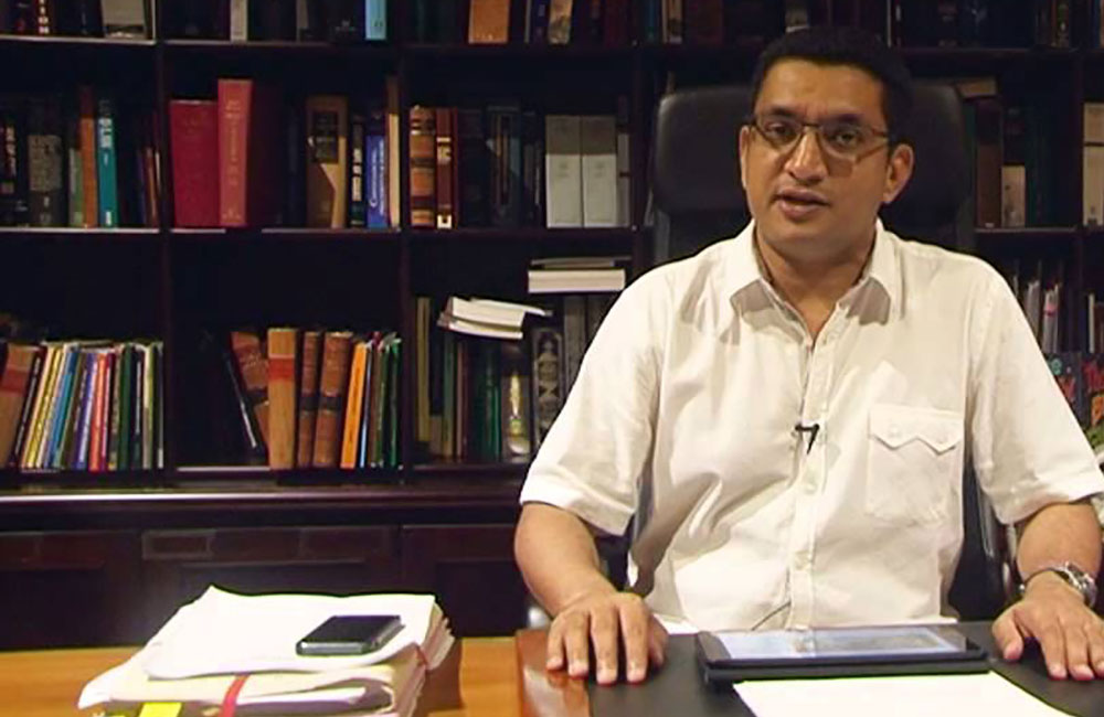 අලි සබ්‍රි ආණ්ඩුවේ ජාතිවාදීන්ගේ කට බඳියි !