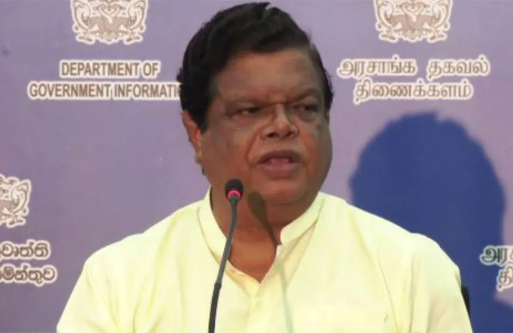 නොමිලේ ටැබ් පරිගණක සහ සුරක්ෂා රක්ෂණය : තාවකාලිකව අත්හිටුවනවා - බන්දුල 