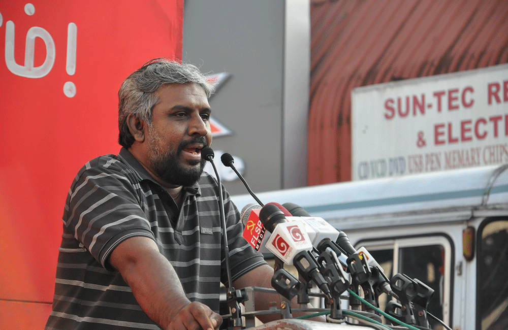 සංවර්ධනය ලෙස ඉතුරු වී තිබෙන්නේ කුණු කදු සහ විෂ වතුර පමණයි - චමීර කොස්වත්ත