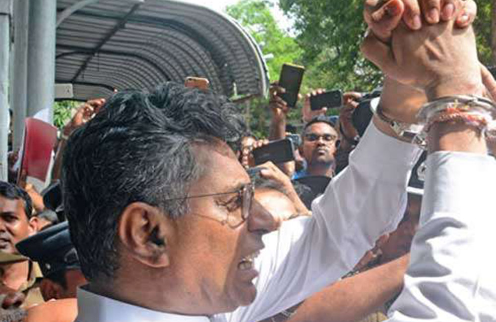 පාඨලී 24 තෙක් බන්ධනාගාරයේ : ඇප දෙනවද නැද්ද තීන්දුවත් එදාට !