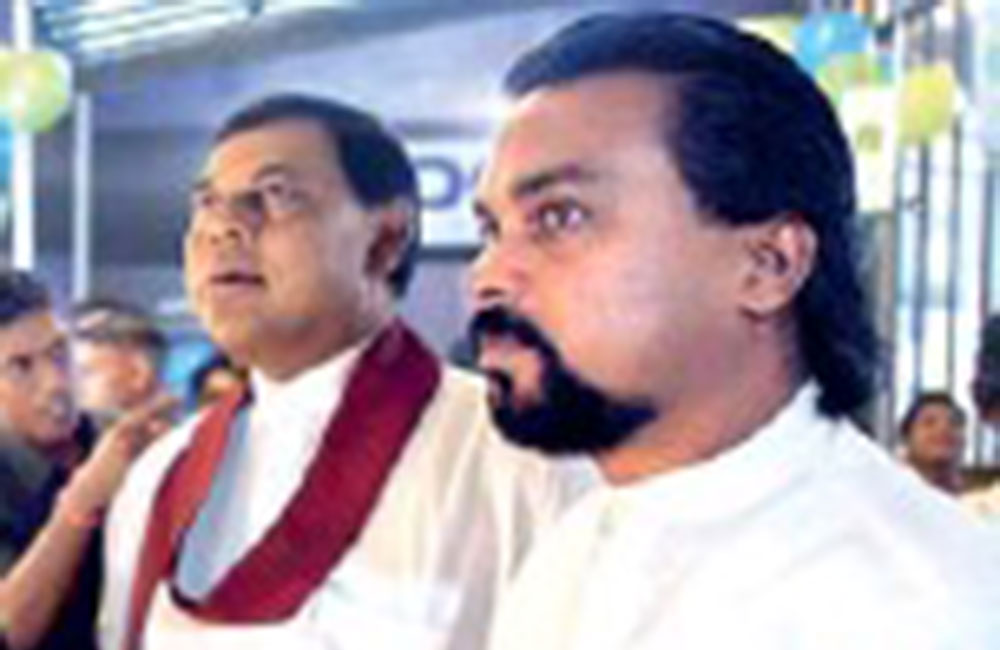 බැසිල්ගේ බලය බෙදන ස්ථාවරයට විමල්ලාගෙන් විරෝධයක් !