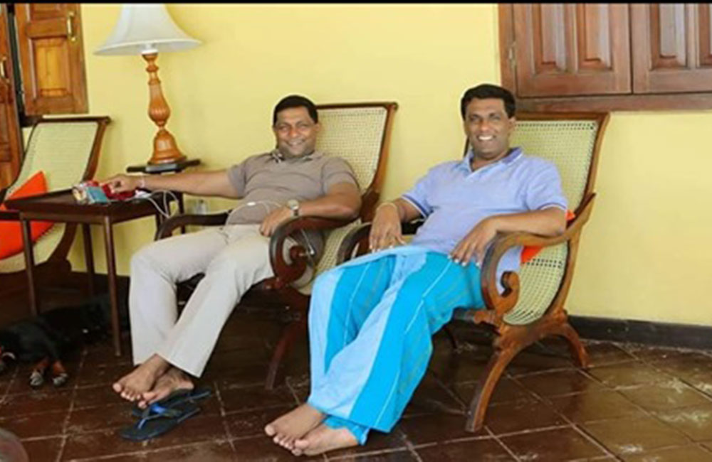 ආණ්ඩුකාර මාරුවක් !