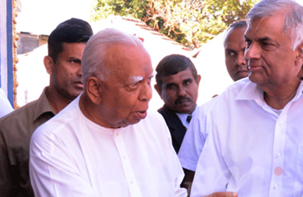 TNA තීන්දුවක් ගනී : කොන්දේසි සහිතව මන්ත්‍රී 14 කගේ සහය අගමැතිට: දැනටමත් අගමැති දිනුම්
