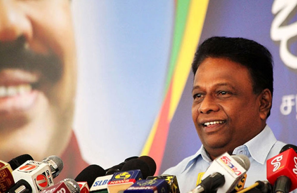 ඇමති වුණත් මම ඉන්නෙත් කළකිරීමෙන් - ඩලස්