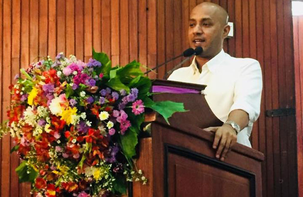ලකුණද වටින්නේ ජයග්‍රහණද ? දුමින්ද අහයි !