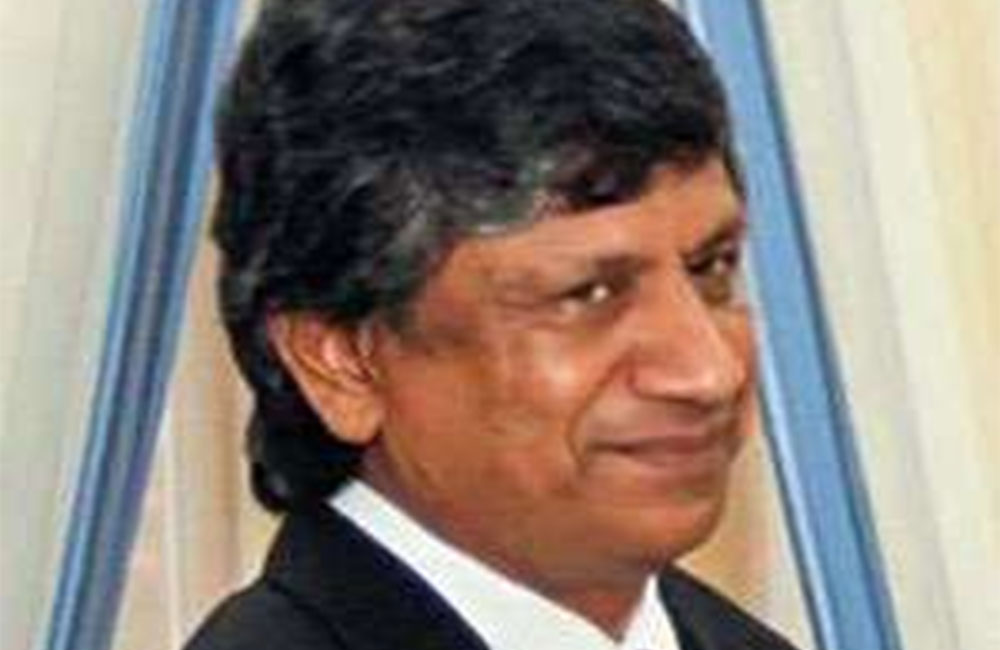 අග්‍රාමාත්‍ය රනිල්ගේ ලේකම්වත් ඉවත්කරයි !