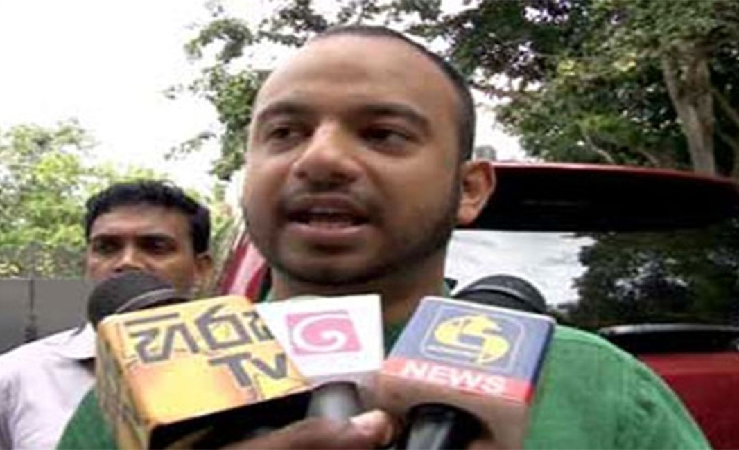 දඬුවමට බයේ: මහින්දගේ සැලුන් දොර ආයෙත්  ඇරලා - කාවින්ද 
