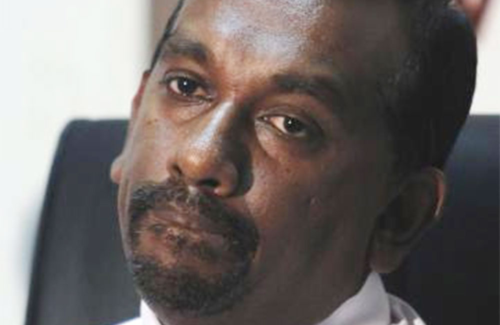 බොරු කිව්ව මහින්දානන්ද අමාරුවේ !