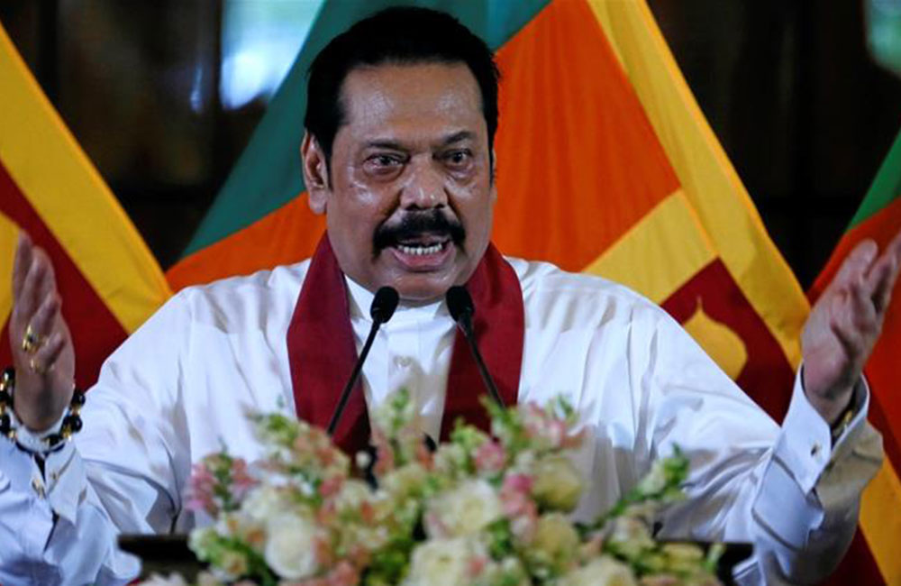 ''රනිල්ට පිට කොන්දක් තියෙනවා, සජිත්ට නැහැ''- මහින්ද