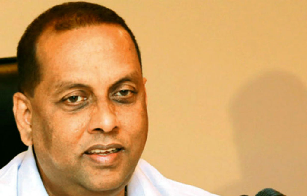 ශ්‍රිලනිපයේ විගඩම් ගොඩයි : බැරි බව දැන පළාත් සභා ඉල්ලයි !