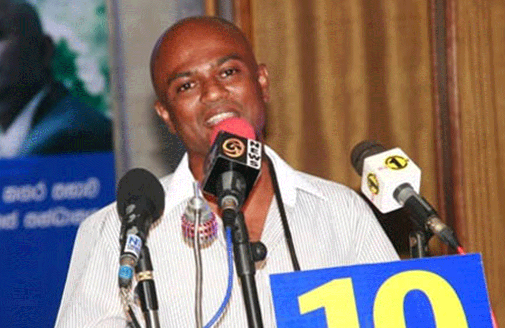 මදුර විතානගේ කෝට්ටේ නගරාධිපති ධුරයට