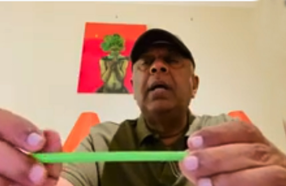 ජන්දය මරුවා කැන්දයි : මංගලගෙන් සෙල්ෆි වීඩියෝවක් !