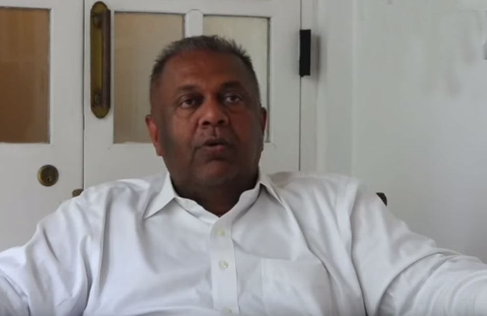 මහින්දගේ වාර්තාව නිසා  ජනාධිපති ගෝඨාභය අමාරුවේ : චෝදනාව  ව්‍යවස්ථාව උල්ලංඝනය කිරීම  - මංගලගේ විශේෂ මාධ්‍ය නිවේදනය මෙන්න !