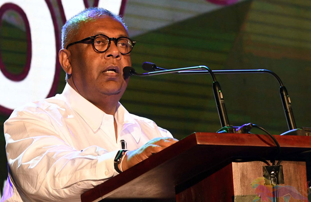 ඊළඟ අරගලය ආකල්ප වෙනස් කිරීමයි : එය දිනන්නේ අළුතින් හිතන තාරුණ්‍යයි - මංගල