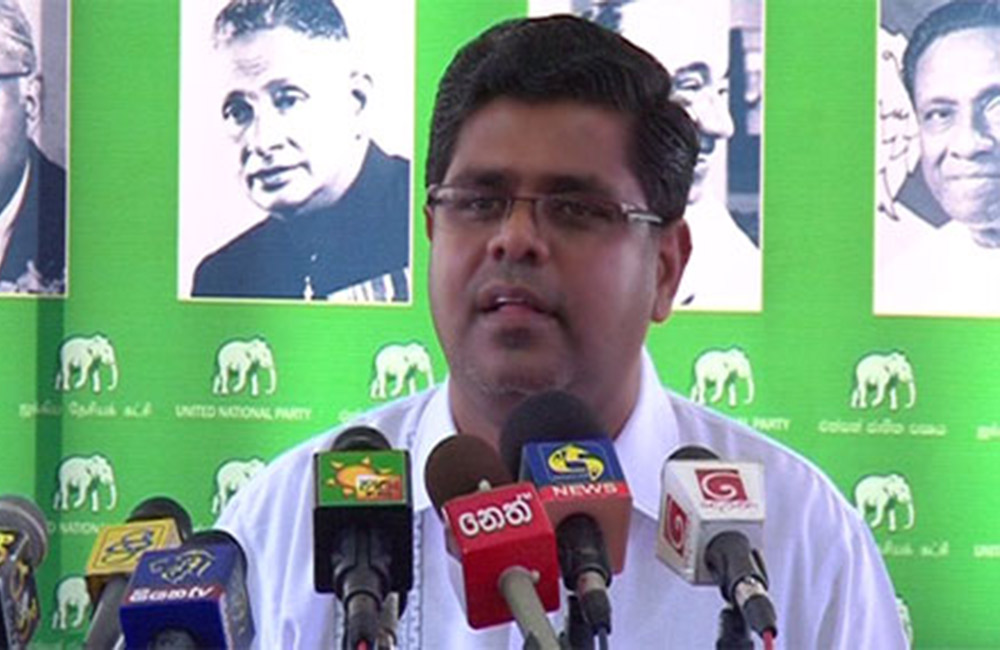 පාස්කු ප්‍රහාරය ගැන ආය එජාපයට චෝදනා බෑ - මුජිබර් 