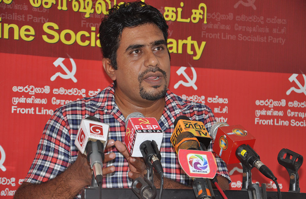 ආණ්ඩුවයි විපක්ෂයයි හැපුනාට : දෙකම වැඩ ඇමරිකාවට සහ චීනයට - නාගමුව 