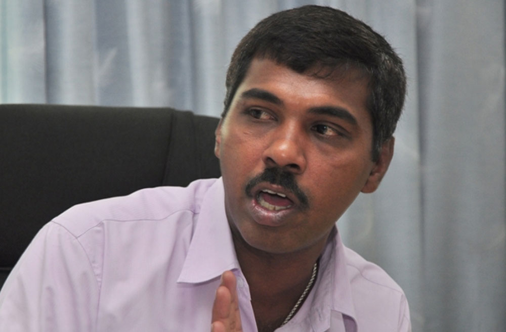සෙංකෝලය උස්සන්න ගිය ප්‍රසන්න : අද  වරප්‍රසාද කමිටුව හමුවට