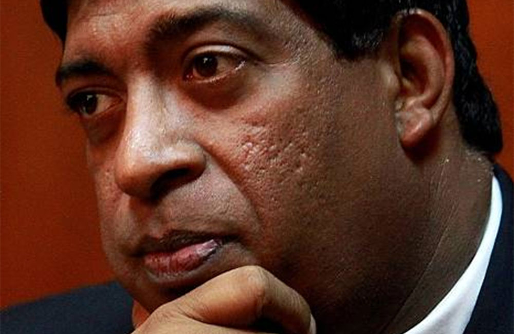 හිටපු ඇමති රවී : මුහුණත් එක්ක තරහට නහය කපාගනී !