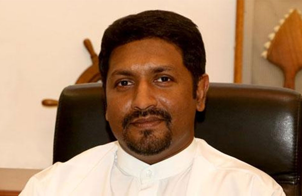 වැඩබලන ආරක්ෂක ඇමති රුවන් !