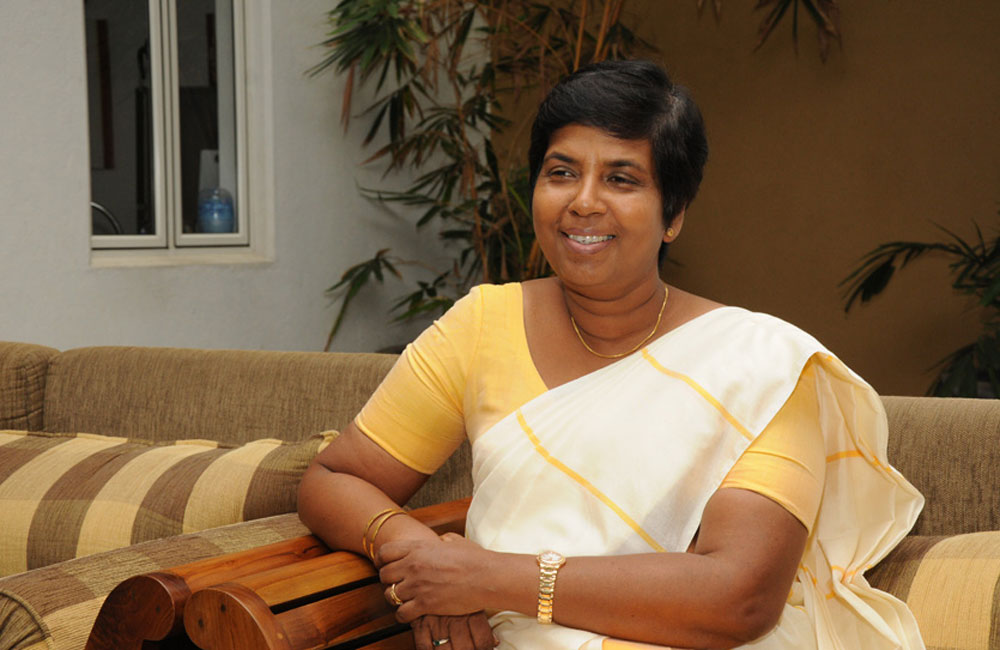 කොරෝනා පැණිය මුලාවක් : කොරෝනා පාලන අමාත්‍යවරිය සියල්ල හෙළිකරයි !