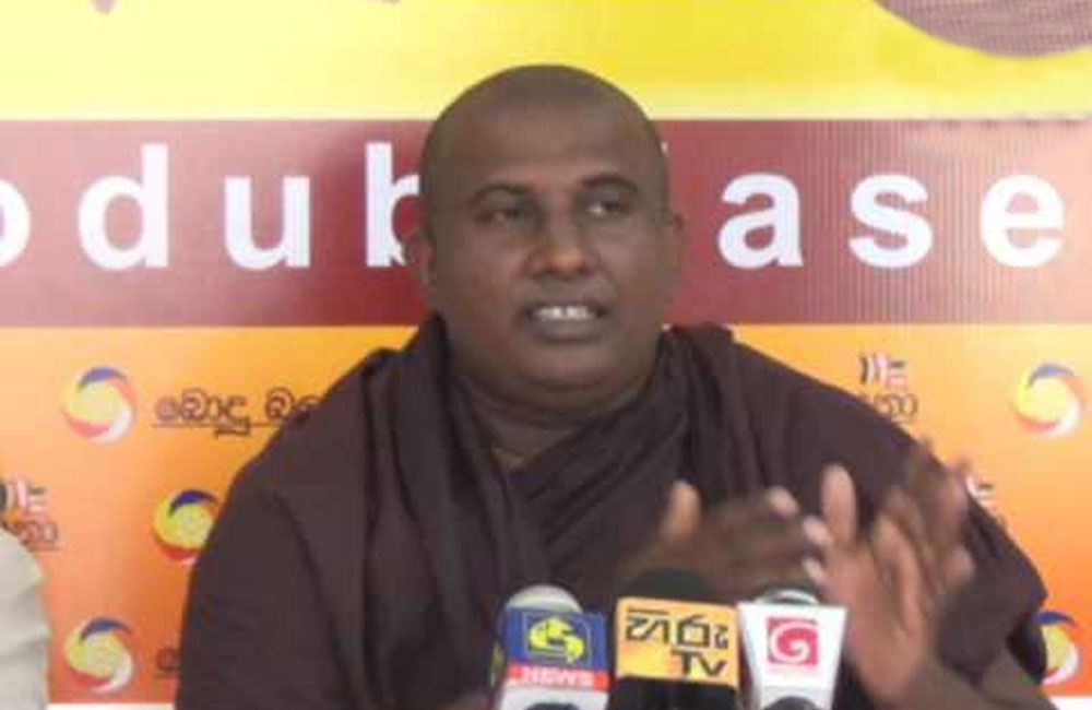  හරි වැඩේ ලංකාවට වුනේ : පාස්කු ප්‍රහාරයට ජාතික සංවිධාන චුදිතයන් බවට පත්කිරීමේ කුමන්ත්‍රණයක් !