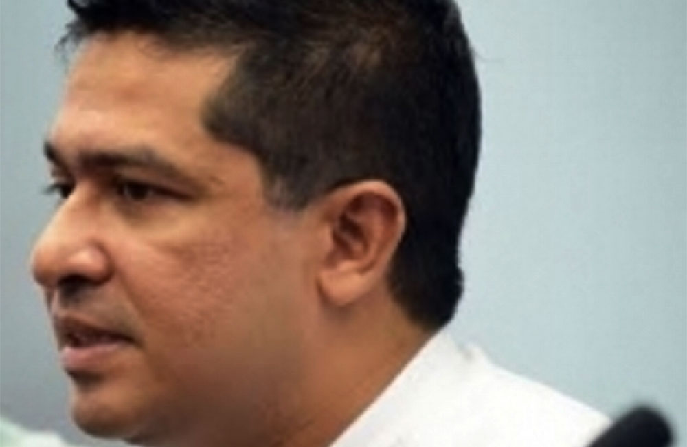 රාජ්‍ය අමාත්‍ය සුජීව ඉල්ලා අස්වෙයි !