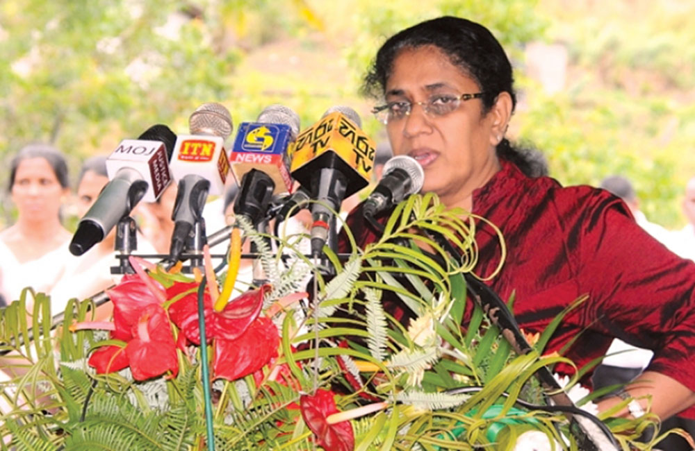 කට්ටියකට බලය තියා ගන්න ඕන : කට්ටියකට නඩු ටික ඉවර කර ගන්න ඕන -තලතා