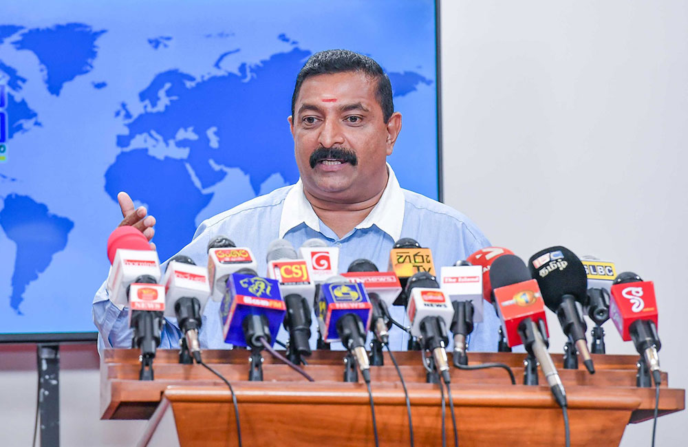 වතු කම්කරු වැටුප් වැඩි කිරීමට  වතු හාම්පුතුන්යට්ජ් වගකීමක් තිබෙනවා - වඩුවේල් 