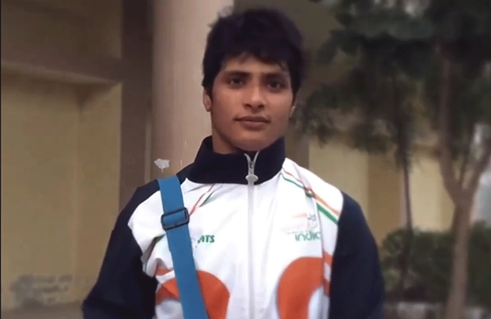 රෙස්ලින් තරුවක් වූ ළමා මනමාලි (වීඩියෝ)