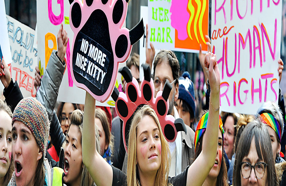 ලැජ්ජයි මෛත්‍රී.....!