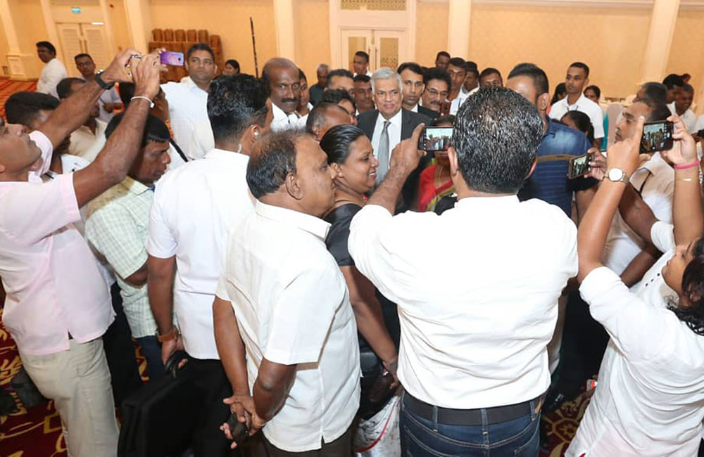 පොහොට්ටුවෙන් එන ටර්මිනේටර් ගැන : බැසිල්ගේ කතාවට අගමැතිගේ ප්‍රතිචාරය මෙන්න !