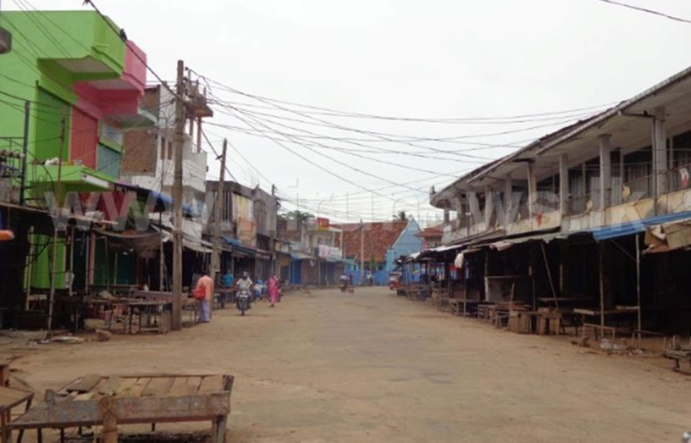 මන්නාරමේ හර්තාල් : මඩකළපුවේ කඩ වැසේ !