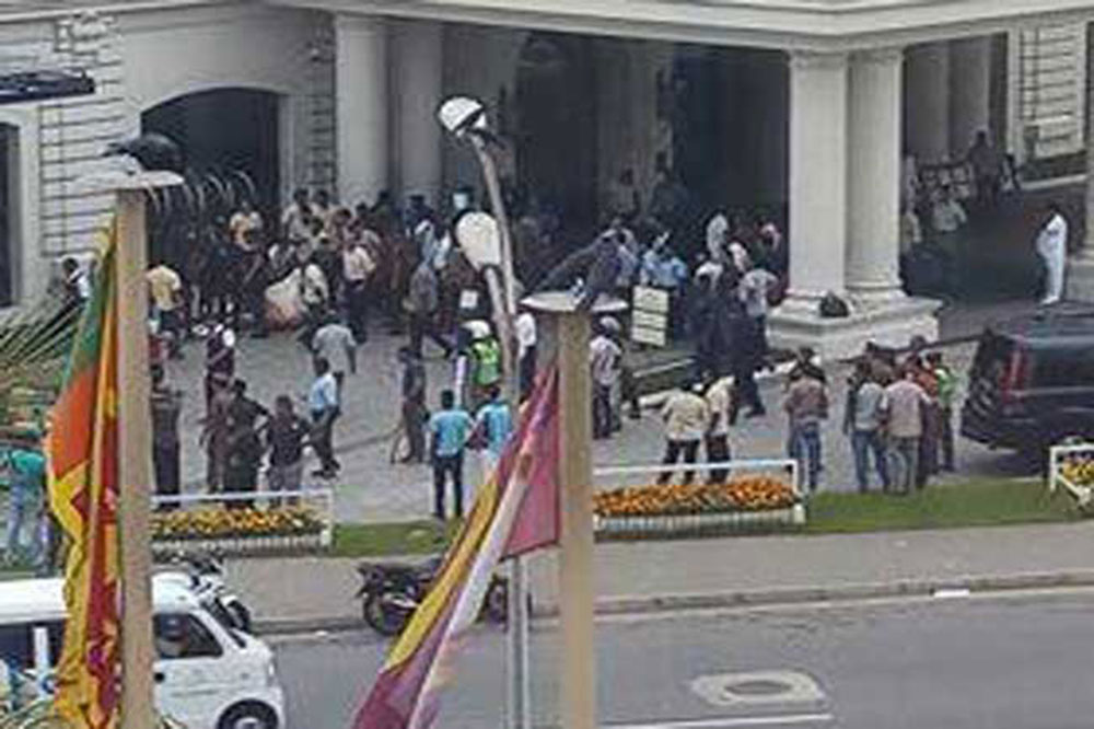 ස්ථාන 6ක පිපිරීම් 7ක් : ව්‍යාජ පුවත් පතුරවන්න එපා - ආරක්ෂක අංශ