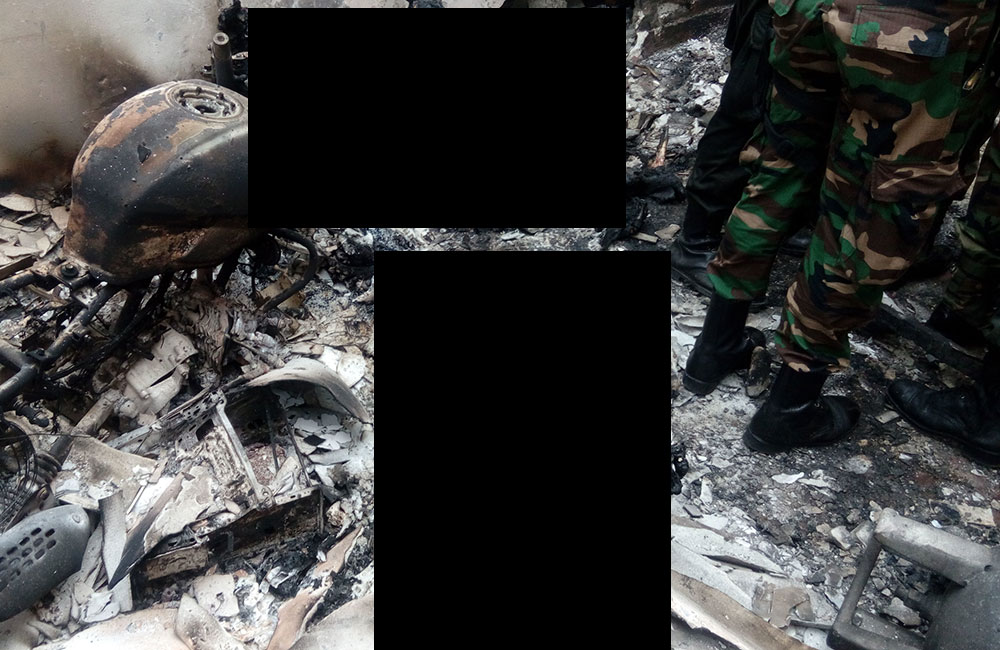 කල්මුණේ බෝම්බ පුපුරුවාගත් 4කගේ සිරුරු හමුවෙයි !