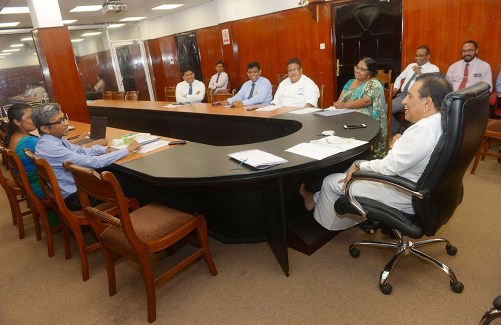 ඝණ - අර්ධ ඝණ ආහාර සදහා වර්ණ සංකේත දැක්වීමේ ගැසට් පත්‍රය කල් යයි !