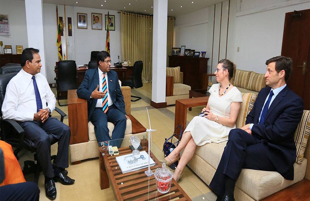 ශ්‍රී ලංකාවේ පුනර්ජනනීය විදුලිබල සංවර්ධනයට ඇමරිකානු රජයේ සහාය !