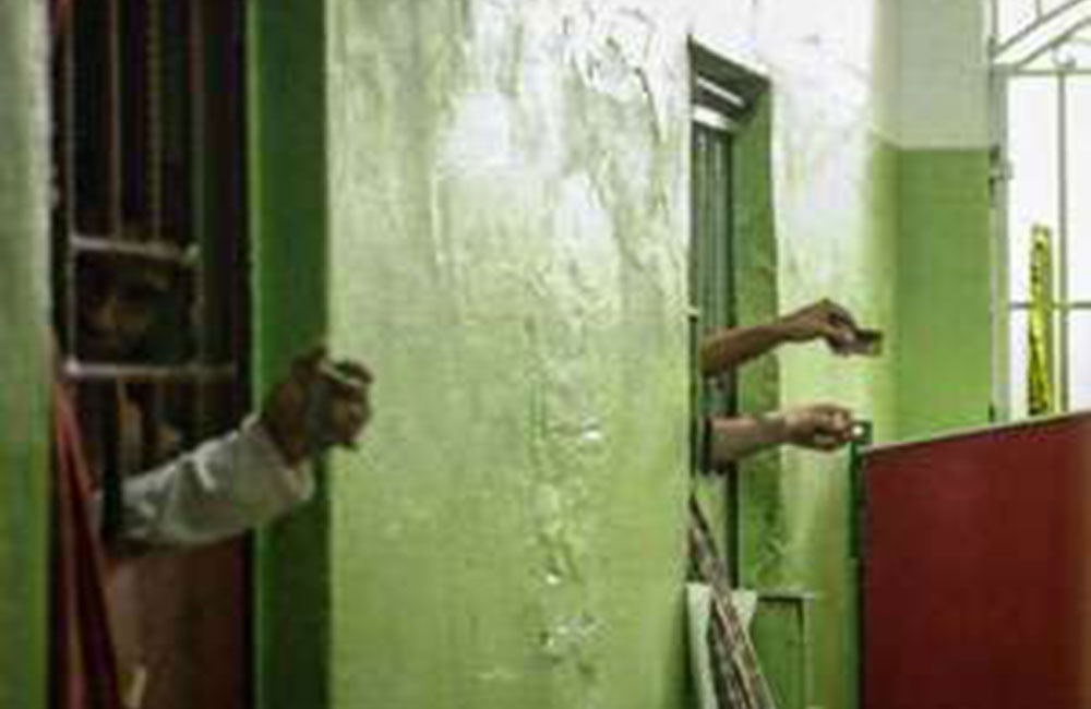 බ්‍රසීලයේ හිර ගෙදර ගැටුමකින් 52ක් මරුට