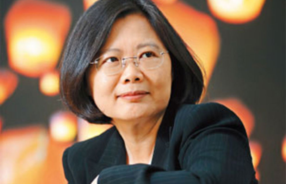 ඇමරිකාවට ගිය තායිවාන් ජනාධිපතිනියට චීනයෙන් දොස්