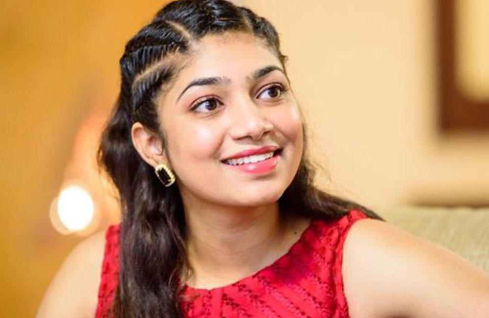 මගේ තාත්තා සුපිරිසිදු චරිතයක් - බන්දුල ගූණවර්ධනගේ දුව කියයි