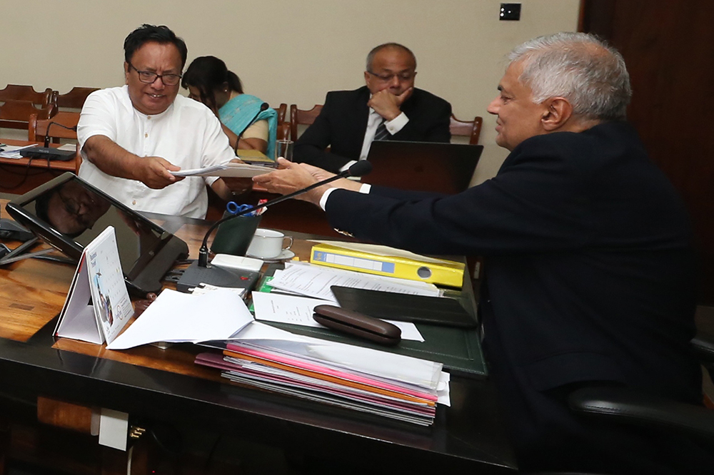 මද්‍රසා පාසල් නියාමනයේ : කමිටු වාර්තාව අගමැතිට !