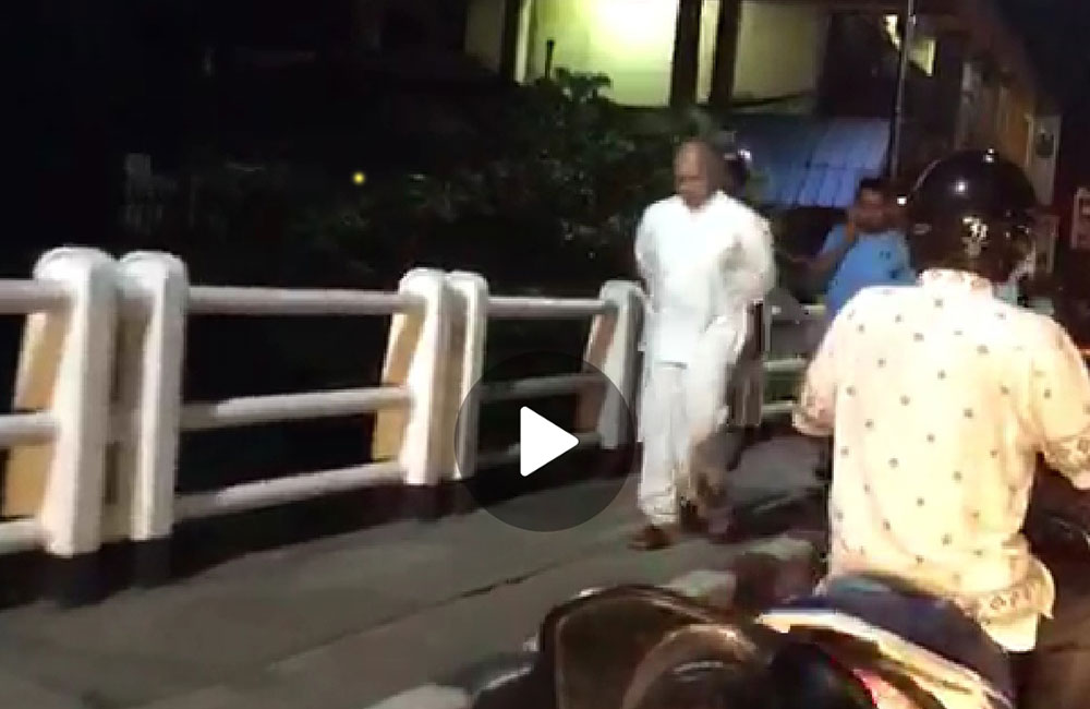 සිරිසේනගේ හයිය පෙන්නා දයාසිරි අත්අඩංගුවේ සිටි මැරයන් නිදහස් කරගෙන !